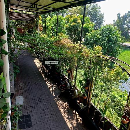 Hotel Omah Tjepit Buitenkant foto